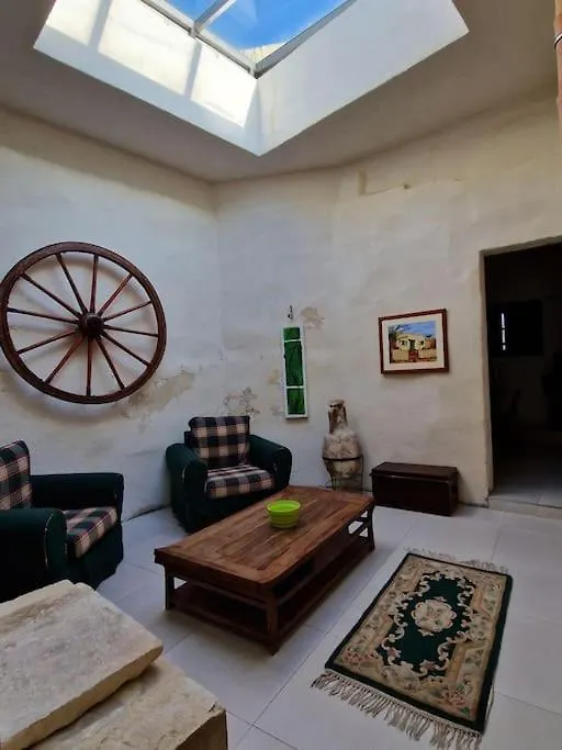 Cozy 1 Bedroom House In Iz-Zejtun Malta